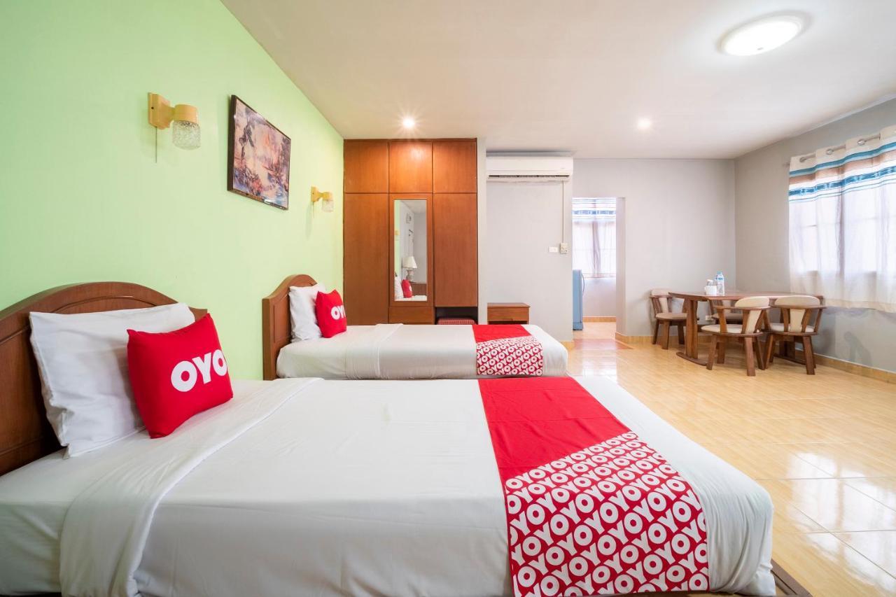 Oyo 663 Green Beach Room Pattaya Bagian luar foto