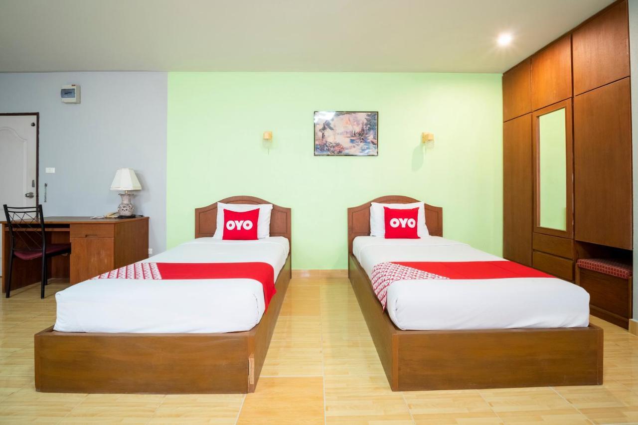 Oyo 663 Green Beach Room Pattaya Bagian luar foto