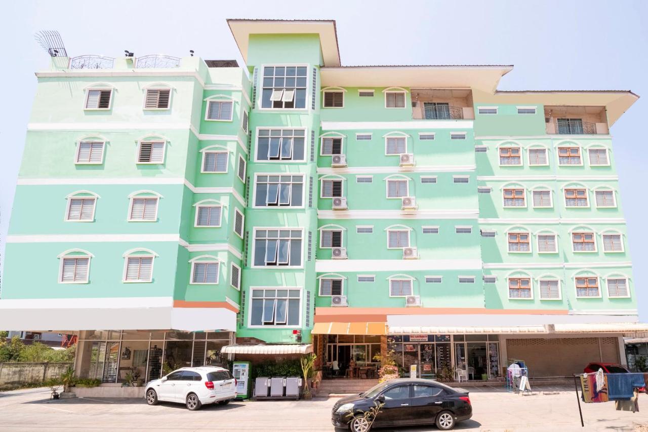 Oyo 663 Green Beach Room Pattaya Bagian luar foto