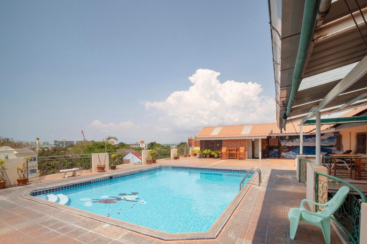 Oyo 663 Green Beach Room Pattaya Bagian luar foto