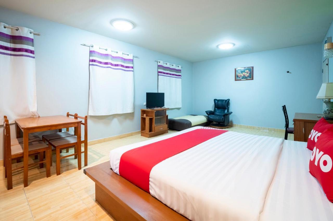 Oyo 663 Green Beach Room Pattaya Bagian luar foto