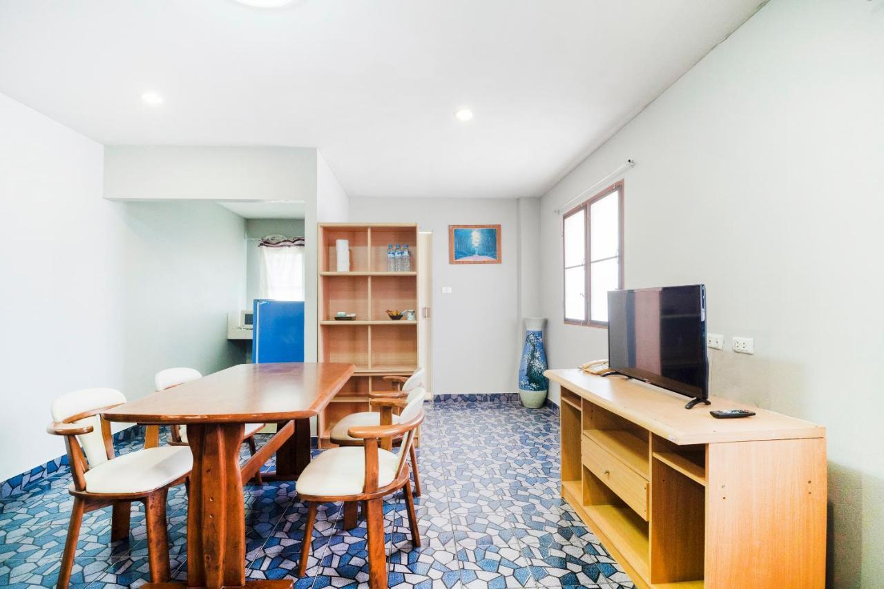 Oyo 663 Green Beach Room Pattaya Bagian luar foto