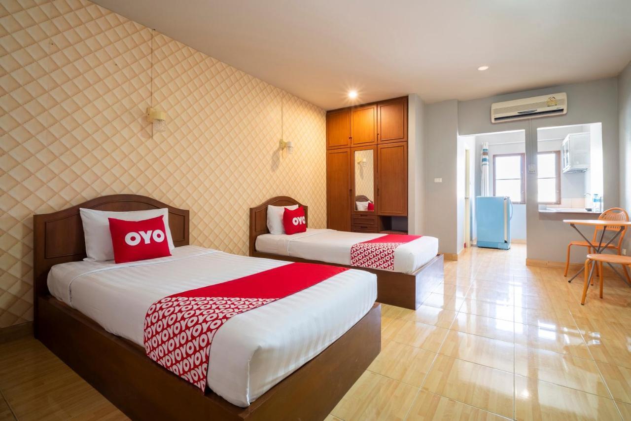Oyo 663 Green Beach Room Pattaya Bagian luar foto