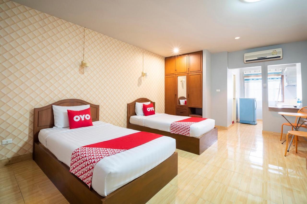 Oyo 663 Green Beach Room Pattaya Bagian luar foto