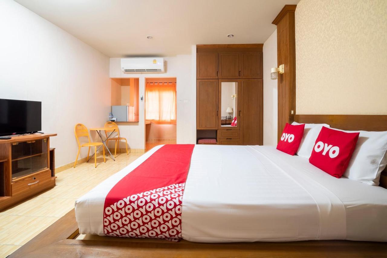 Oyo 663 Green Beach Room Pattaya Bagian luar foto