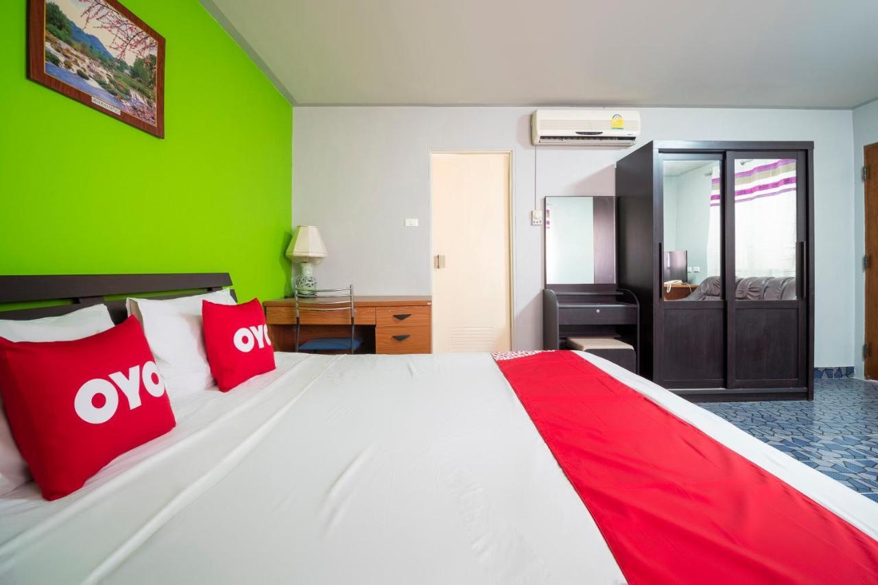 Oyo 663 Green Beach Room Pattaya Bagian luar foto