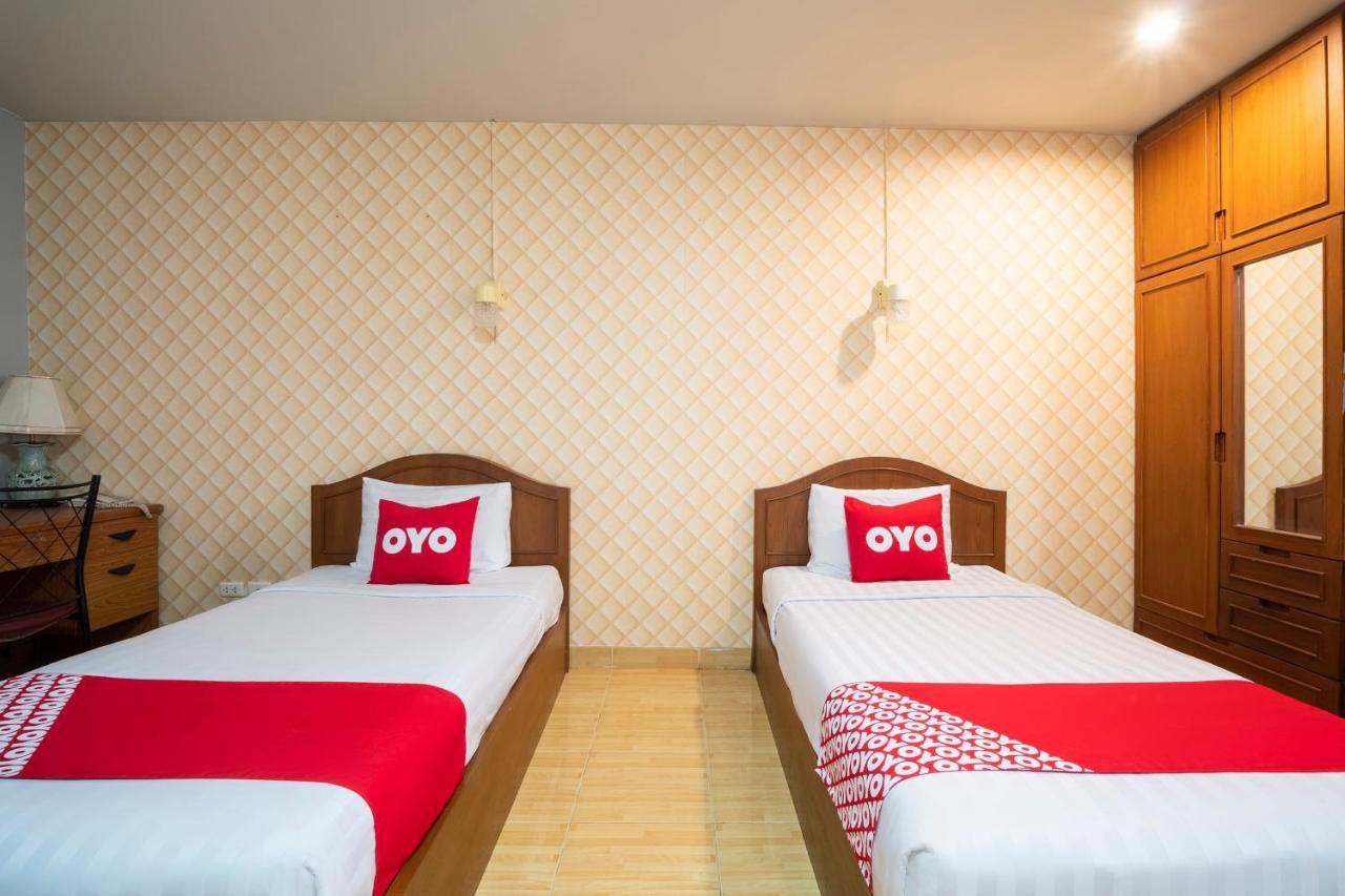 Oyo 663 Green Beach Room Pattaya Bagian luar foto