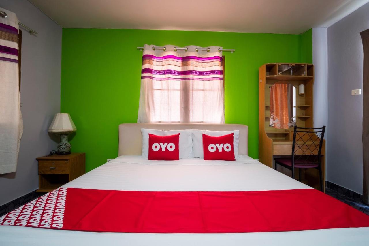 Oyo 663 Green Beach Room Pattaya Bagian luar foto