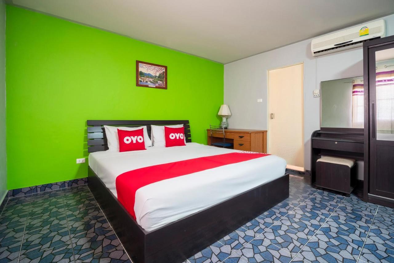 Oyo 663 Green Beach Room Pattaya Bagian luar foto