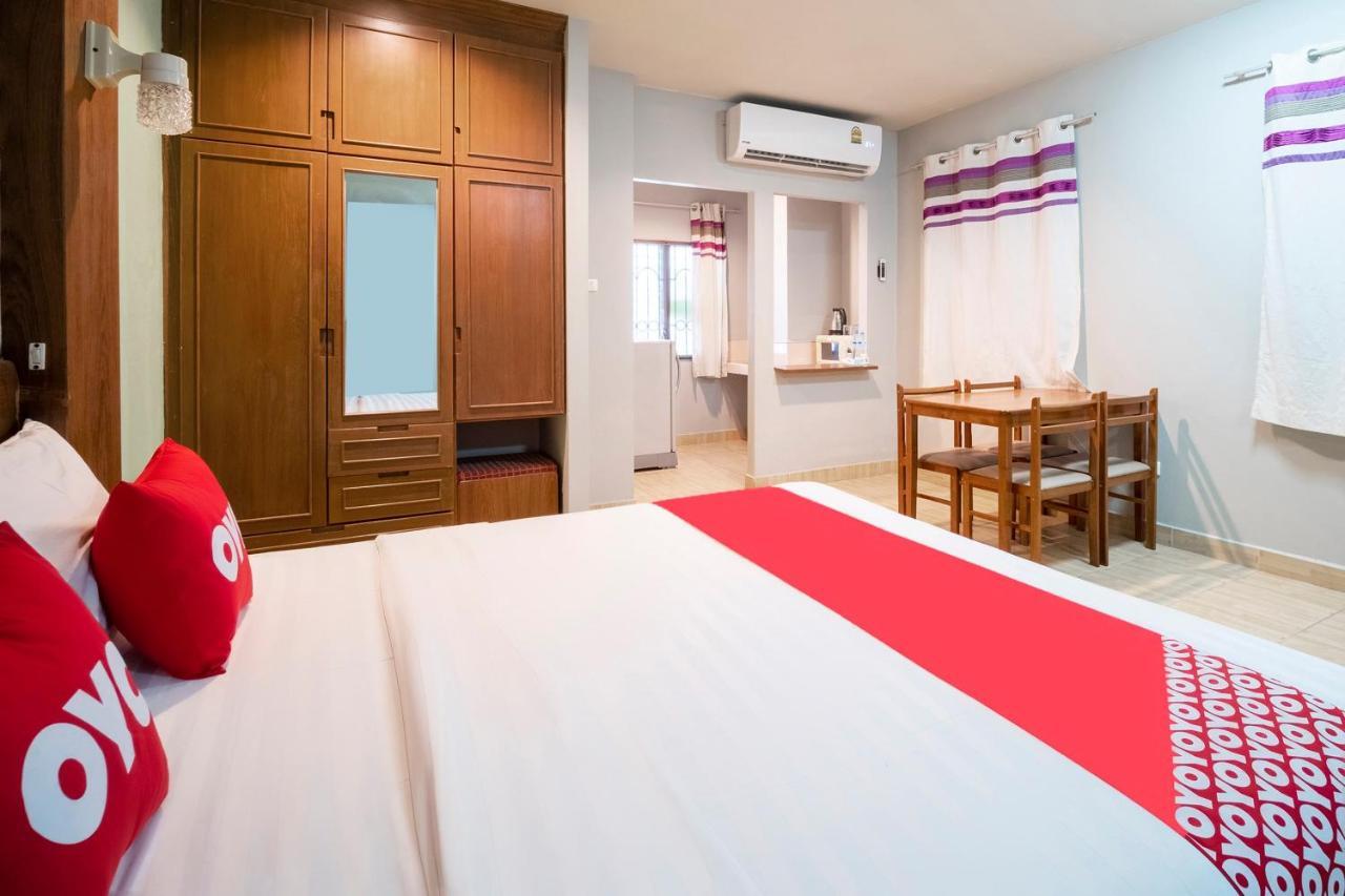 Oyo 663 Green Beach Room Pattaya Bagian luar foto